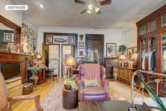 9 W 69th St in New York, NY - Building Photo - Building Photo