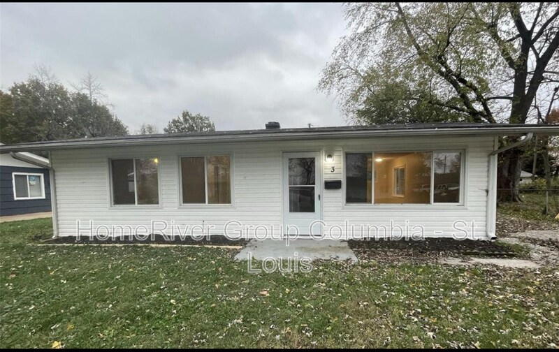 3 W Adams Dr in Sauget, IL - Building Photo