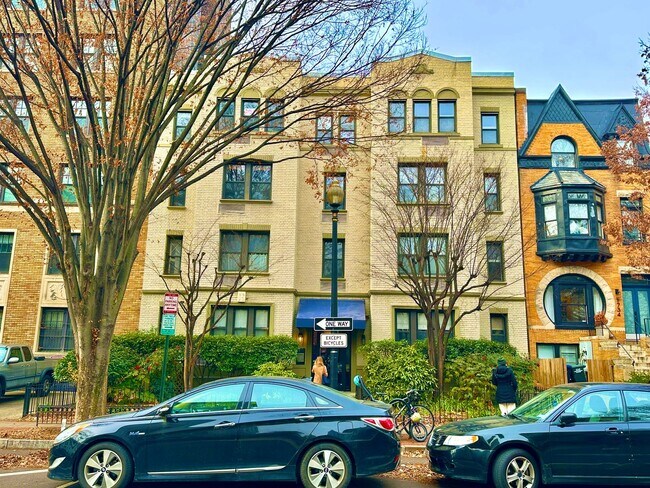 property at 1726 17th St NW