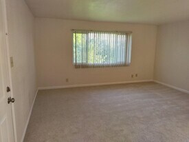 2131 Stanton Ave in San Pablo, CA - Building Photo