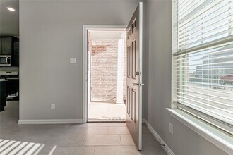 2328 Greystone Dr in Denton, TX - Building Photo - Building Photo