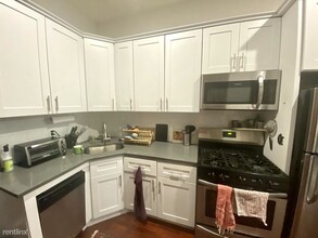 1925 N 33rd St-Unit -Unit 2 in Philadelphia, PA - Building Photo - Building Photo