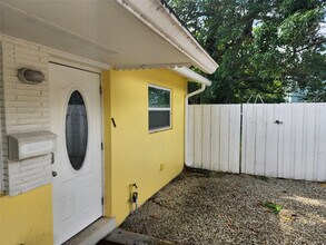 620 SW 10th St in Fort Lauderdale, FL - Building Photo - Building Photo