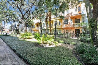 2441 San Pietro Cir in Palm Beach Gardens, FL - Building Photo - Building Photo