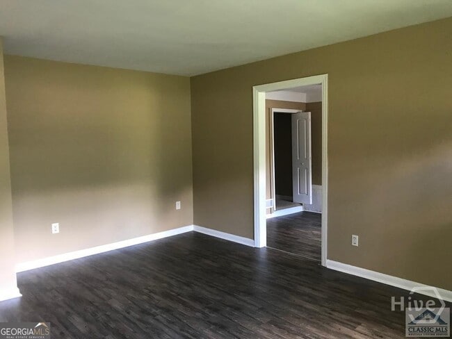 135 Lillian Dr in Athens, GA - Building Photo - Building Photo