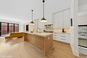 1844 N Maud Ave in Chicago, IL - Building Photo - Building Photo