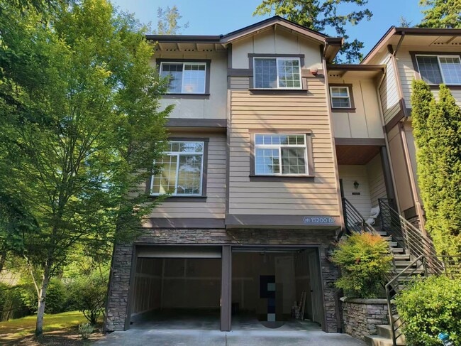 property at 15200 NE 15th Pl