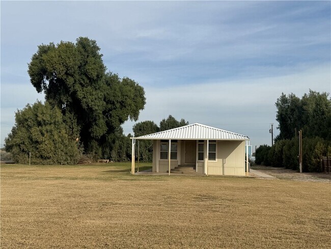 10044 Kent Rd in Mohave Valley, AZ - Building Photo - Building Photo
