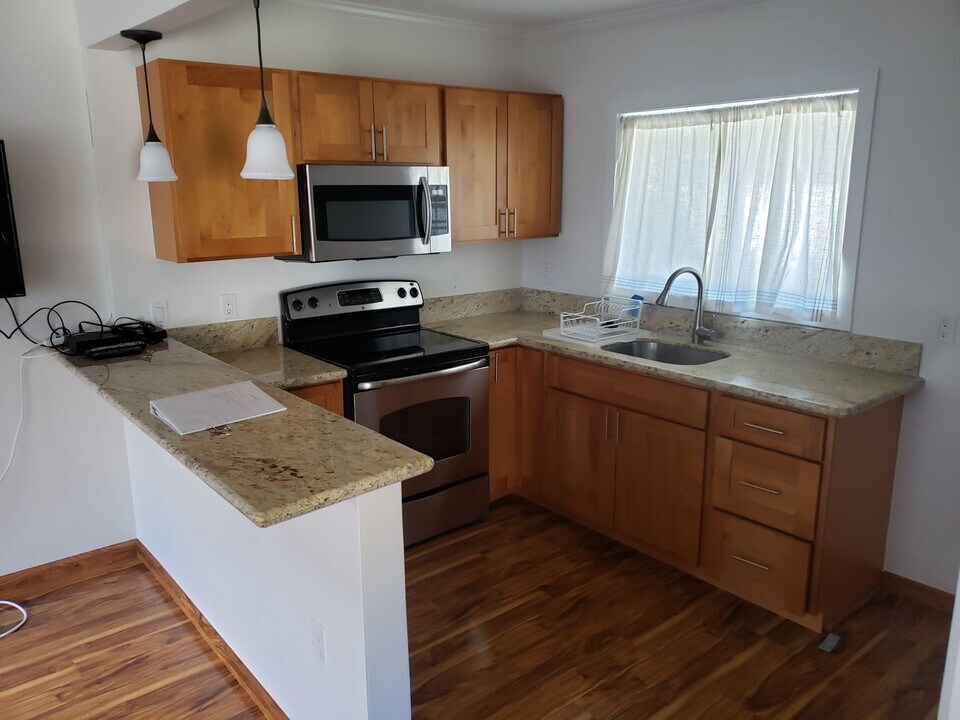 44-45-45 Kaimalu Pl in Kaneohe, HI - Building Photo