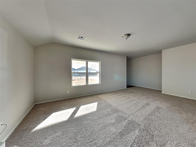 1033 E Stetson Ln in Mustang, OK - Building Photo - Building Photo