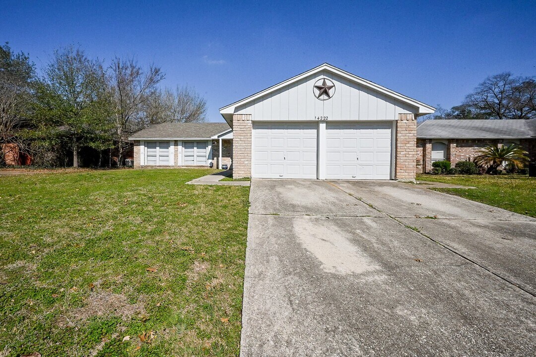 14222 Bateau Dr in Cypress, TX - Building Photo