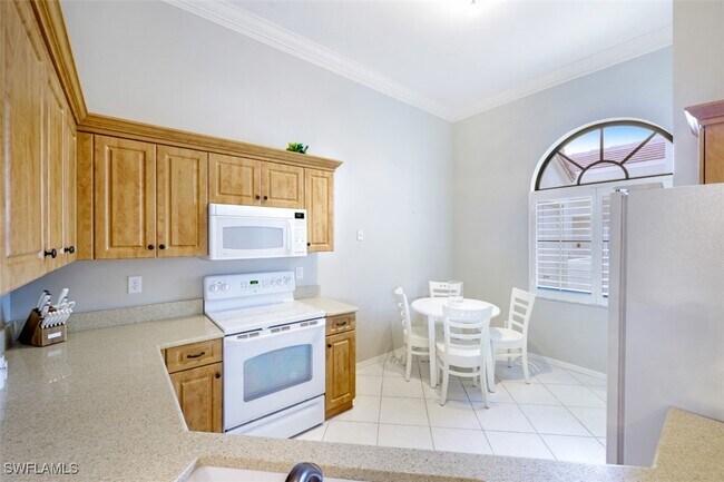 6525 Valen Way in Naples, FL - Building Photo - Building Photo