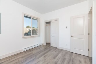 2800 E Yesler Wy in Seattle, WA - Building Photo - Building Photo