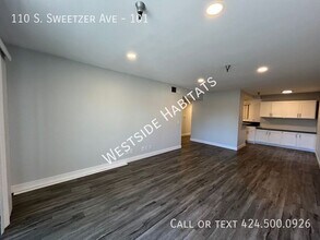 110 Sweetzer Ave in Los Angeles, CA - Building Photo - Building Photo
