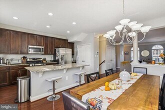 605 S Cherry Grove Ave in Annapolis, MD - Building Photo - Building Photo