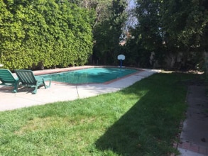 6614 Noble Ave in Los Angeles, CA - Building Photo - Building Photo
