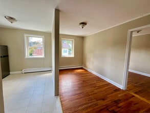 368 Main St in Wallingford, CT - Building Photo - Building Photo