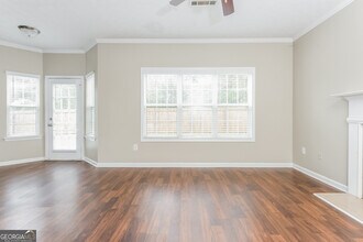 5807 Goldleaf Way in Rex, GA - Building Photo - Building Photo