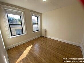1148 Commonwealth Ave in Boston, MA - Foto de edificio - Building Photo