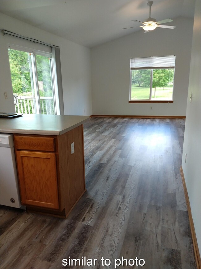 3109 Diamond St in Ames, IA - Foto de edificio - Building Photo