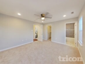 39 Timber Ln in Levittown, PA - Building Photo - Building Photo