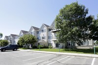 Isanti Court Apartments photo'