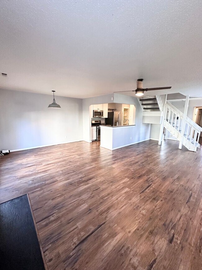 713 Quesnel Dr