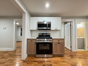 145 Division St in Ansonia, CT - Building Photo - Building Photo