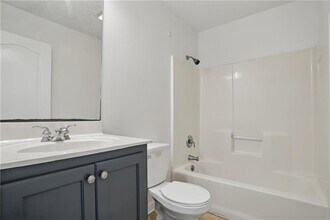 130 Drew Cir in Brunswick, GA - Building Photo - Building Photo