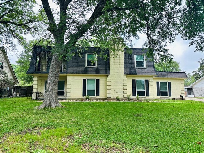 property at 1902 Claiborne Dr
