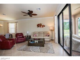 11083 Cherry Laurel Dr in Ft. Myers, FL - Building Photo