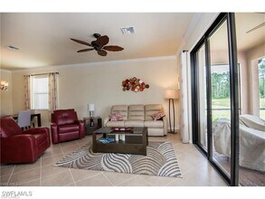 11083 Cherry Laurel Dr in Ft. Myers, FL - Building Photo - Building Photo