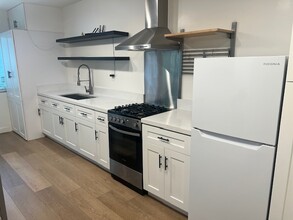 7934 Flight Ave, Unit 7934 in Los Angeles, CA - Building Photo - Building Photo