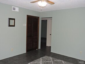 2811 Langley Ave in Pensacola, FL - Building Photo - Building Photo