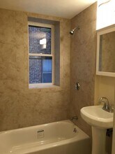 887 Huntington Ave in Boston, MA - Building Photo - Building Photo