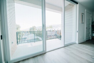 43 W 400 S, Unit 101 in Bountiful, UT - Building Photo - Building Photo