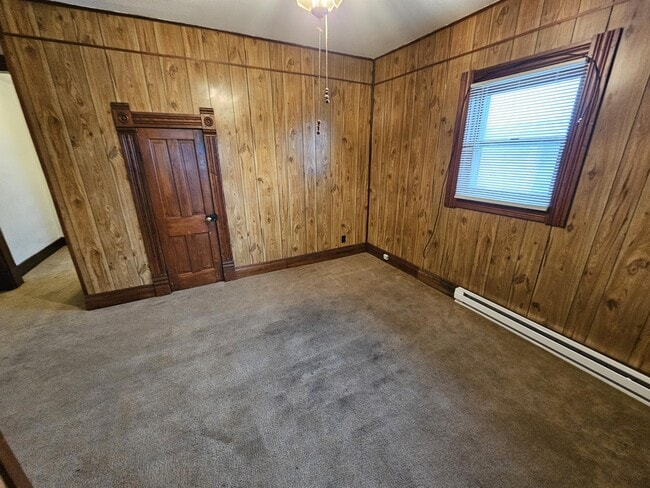 411 Wheeling Ave in Muncie, IN - Building Photo - Building Photo