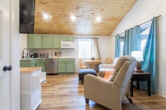 7115 W 71st St in Indianapolis, IN - Building Photo - Building Photo