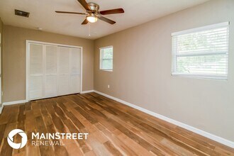 825 E Jackson Ave in Mount Dora, FL - Building Photo - Building Photo
