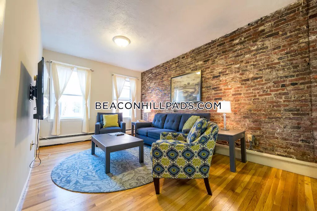15 Garden St in Boston, MA - Building Photo