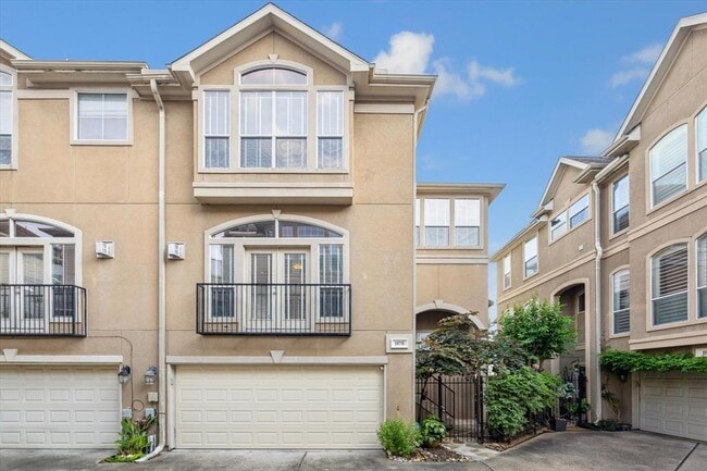 property at 107 Detering St