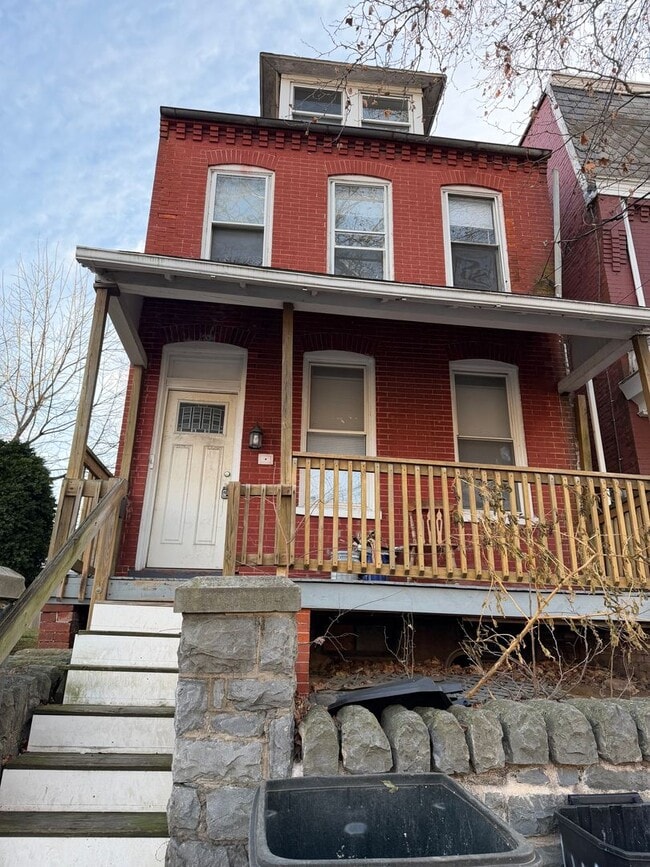 property at 411 S Prince St