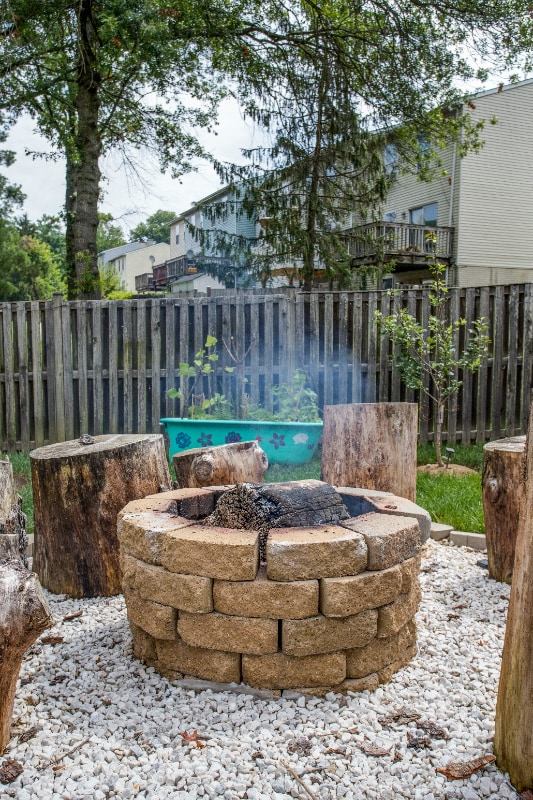property at 6006 Applegarth Pl