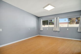 15157 Valleyheart Dr in Sherman Oaks, CA - Building Photo - Building Photo