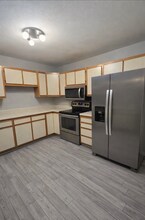 842 Patrick Henry Dr in Blacksburg, VA - Building Photo - Building Photo