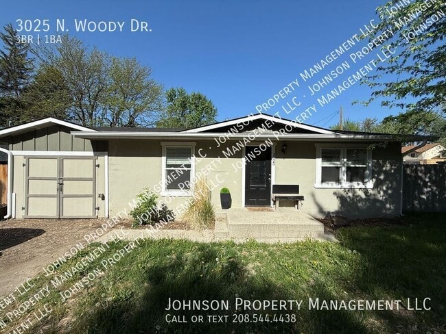 property at 3025 N Woody Ln
