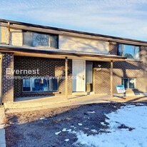 13773 E 32nd Pl in Aurora, CO - Building Photo