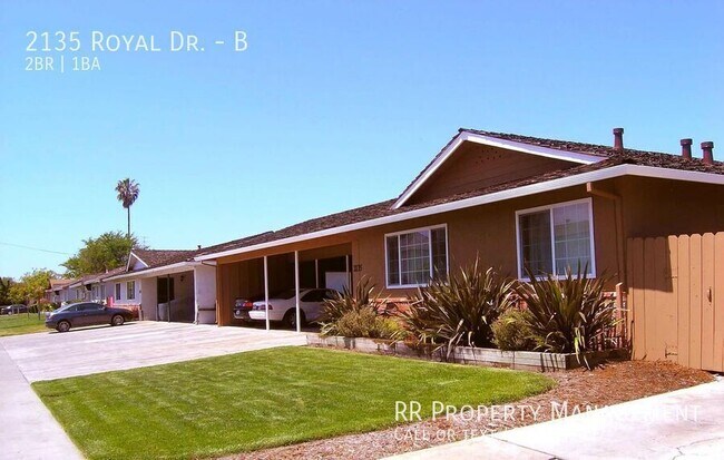 property at 2135 Royal Dr