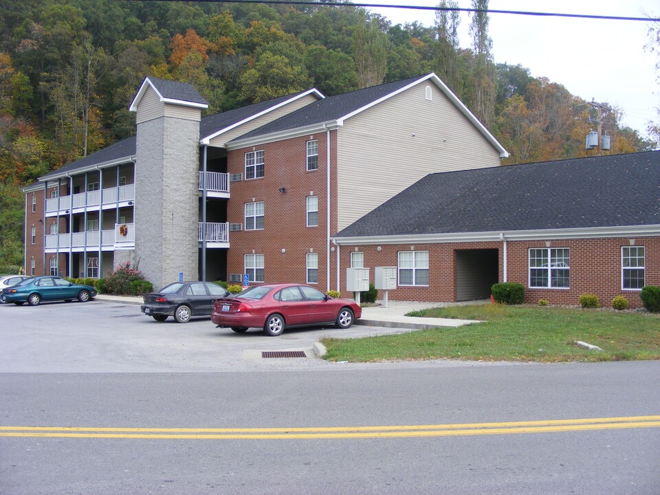 Inez Apartments in Inez, KY - Building Photo