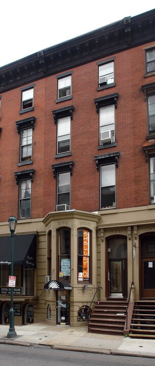 2039 Walnut St in Philadelphia, PA - Foto de edificio